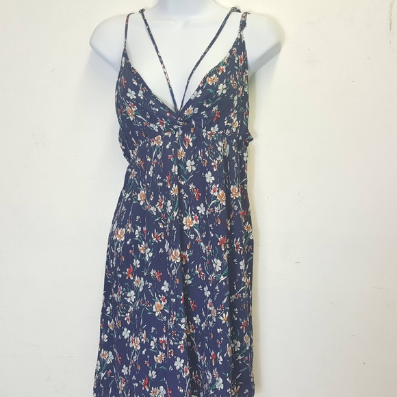 Forever 21 Dresses & Skirts - Forever 21 blue floral dress